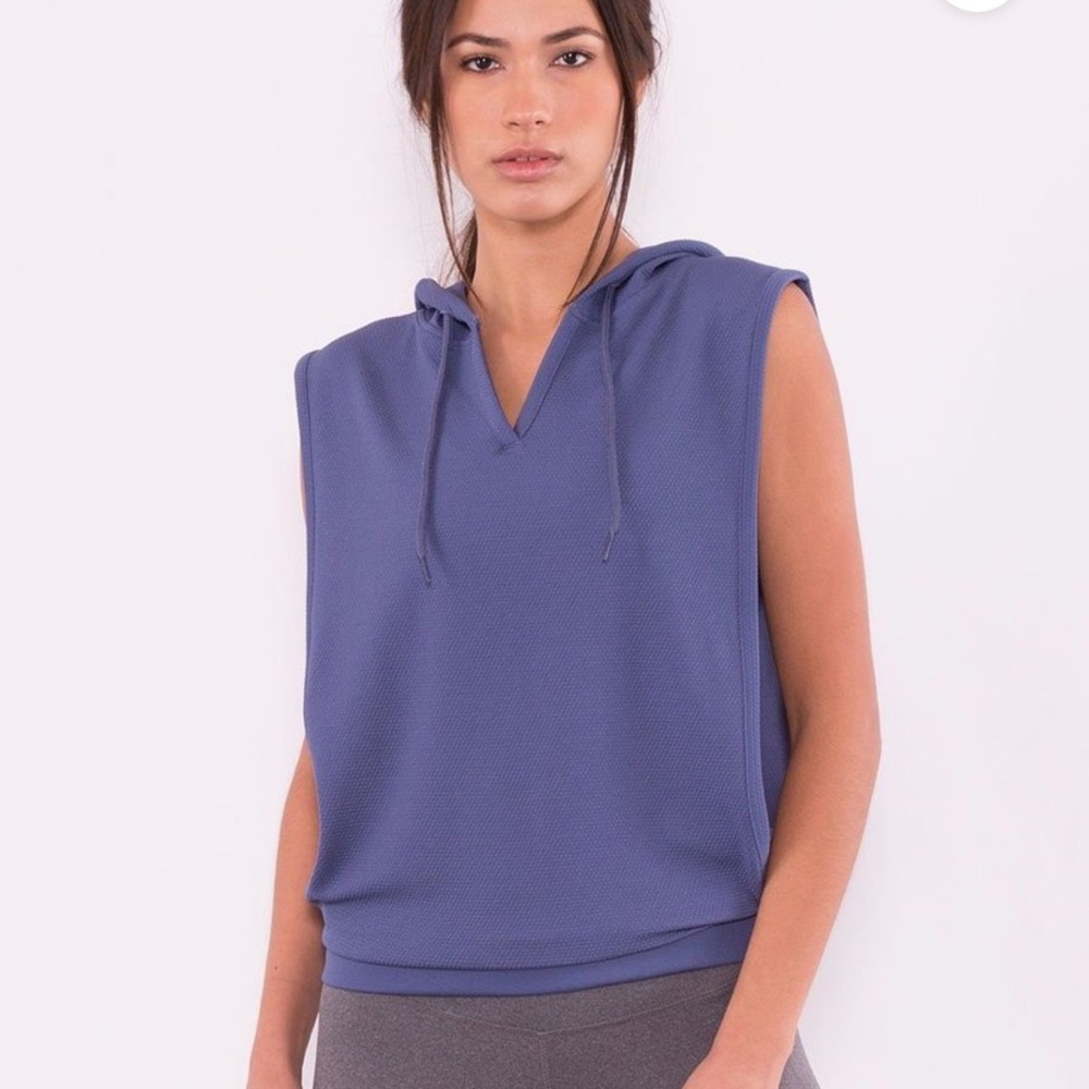 Threads 4 Thought open sided tank hoodie NWT